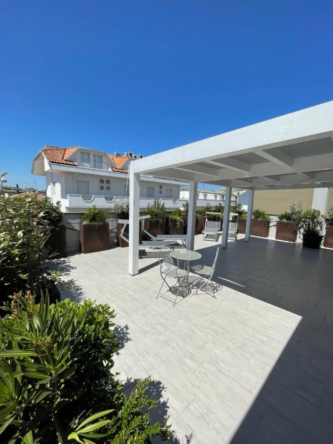 Appartement Casa Plauto Attico Senza Cucina Without Kichen à Bellaria-Igea Marina Extérieur photo
